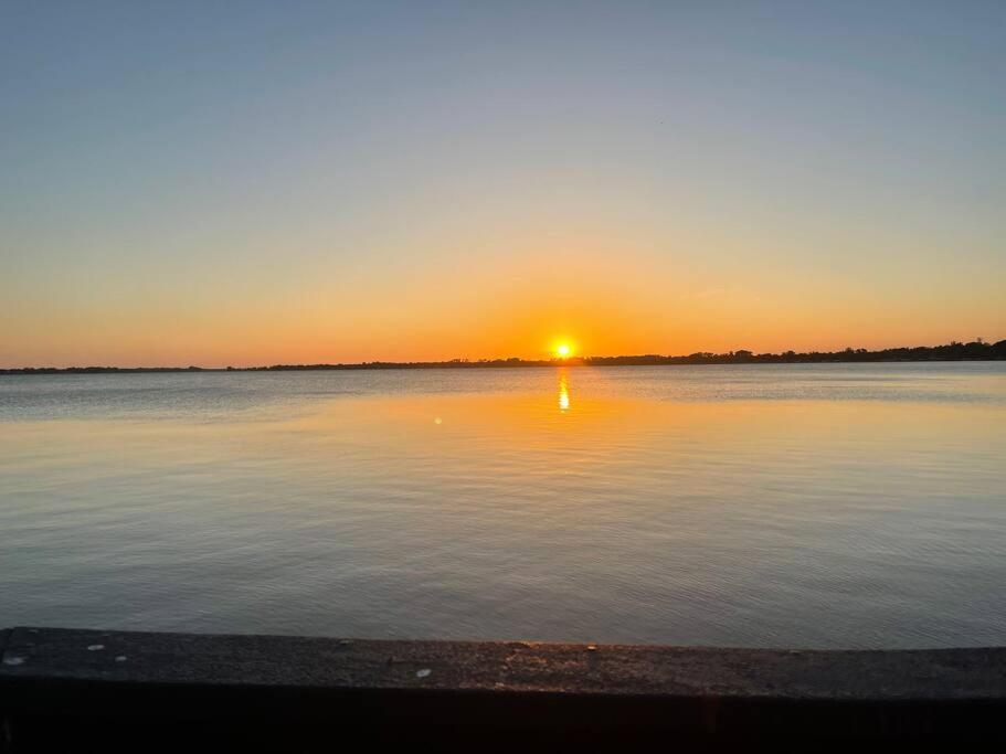 Lakefront Duplex With Pontoon Boat 2 Bedroom Home Mount Dora Extérieur photo